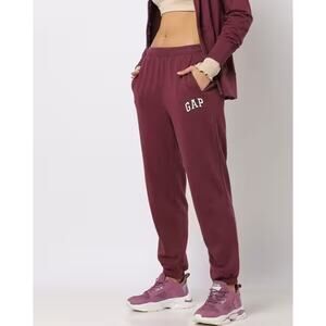 Gap Sweatpants, Red, Logo Print Joggers Elastic Waist., Womens Sz S
